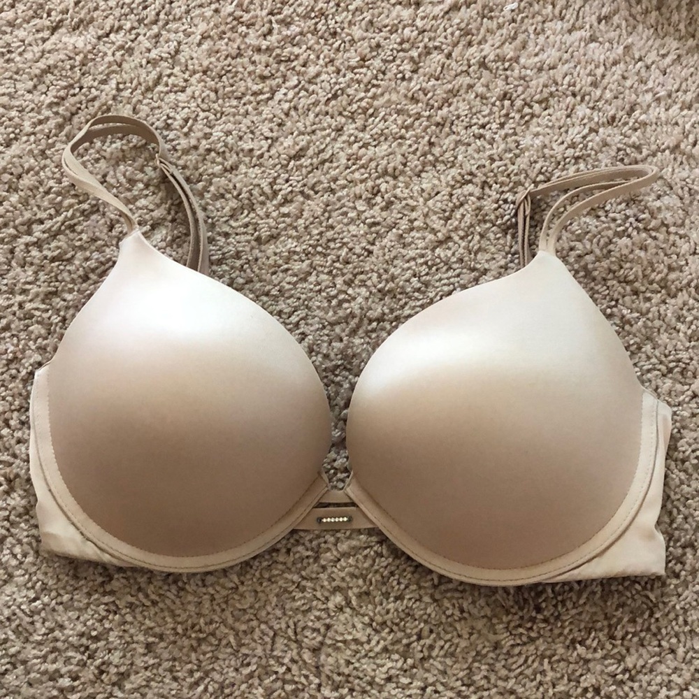 Victoria’s Secret Very Sexy Push-Up Bra 32DDD
